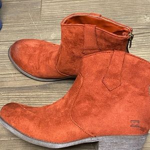 Billabong Suede Ankle Booties 7